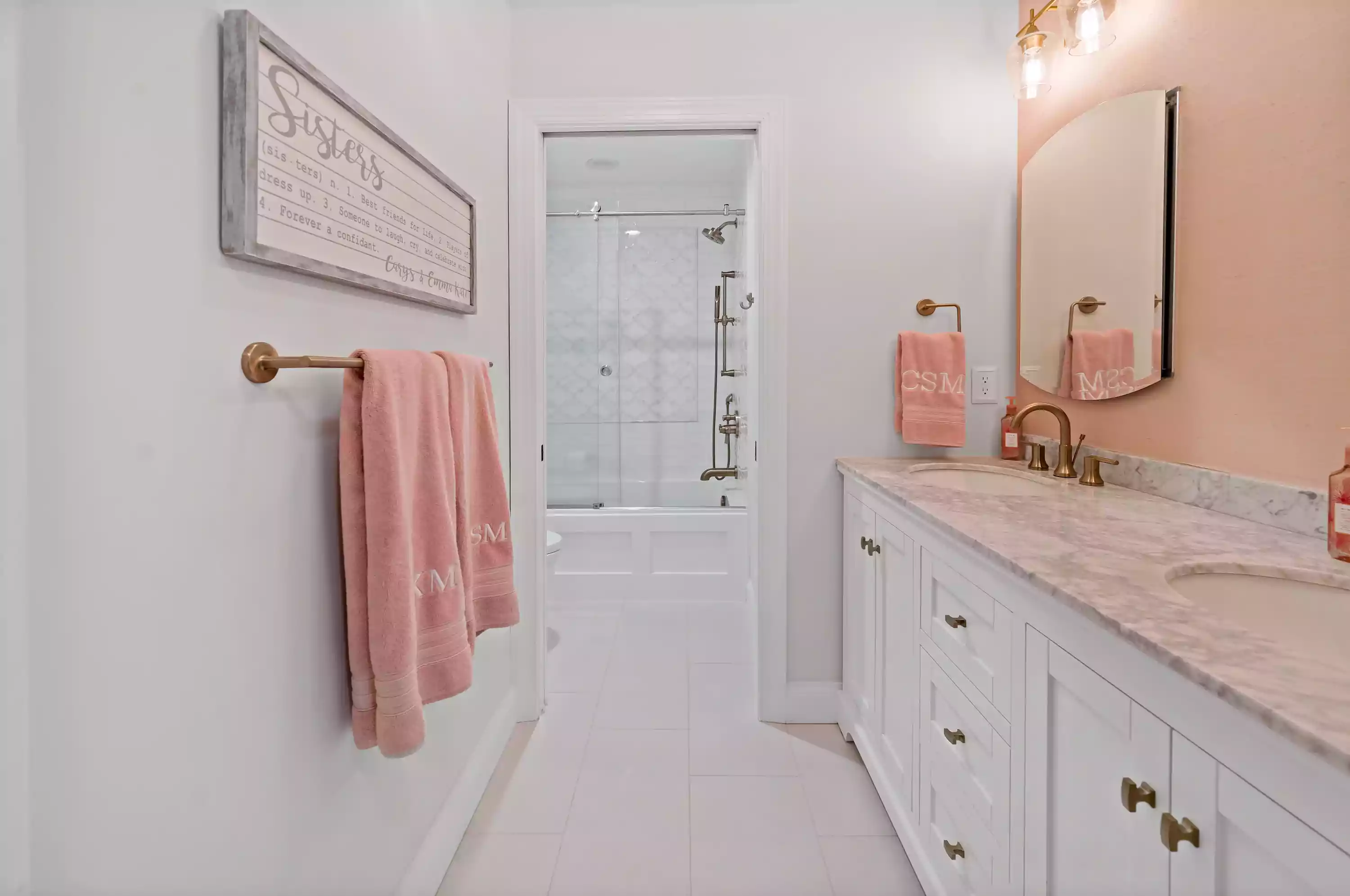 Ashburn pink bathroom