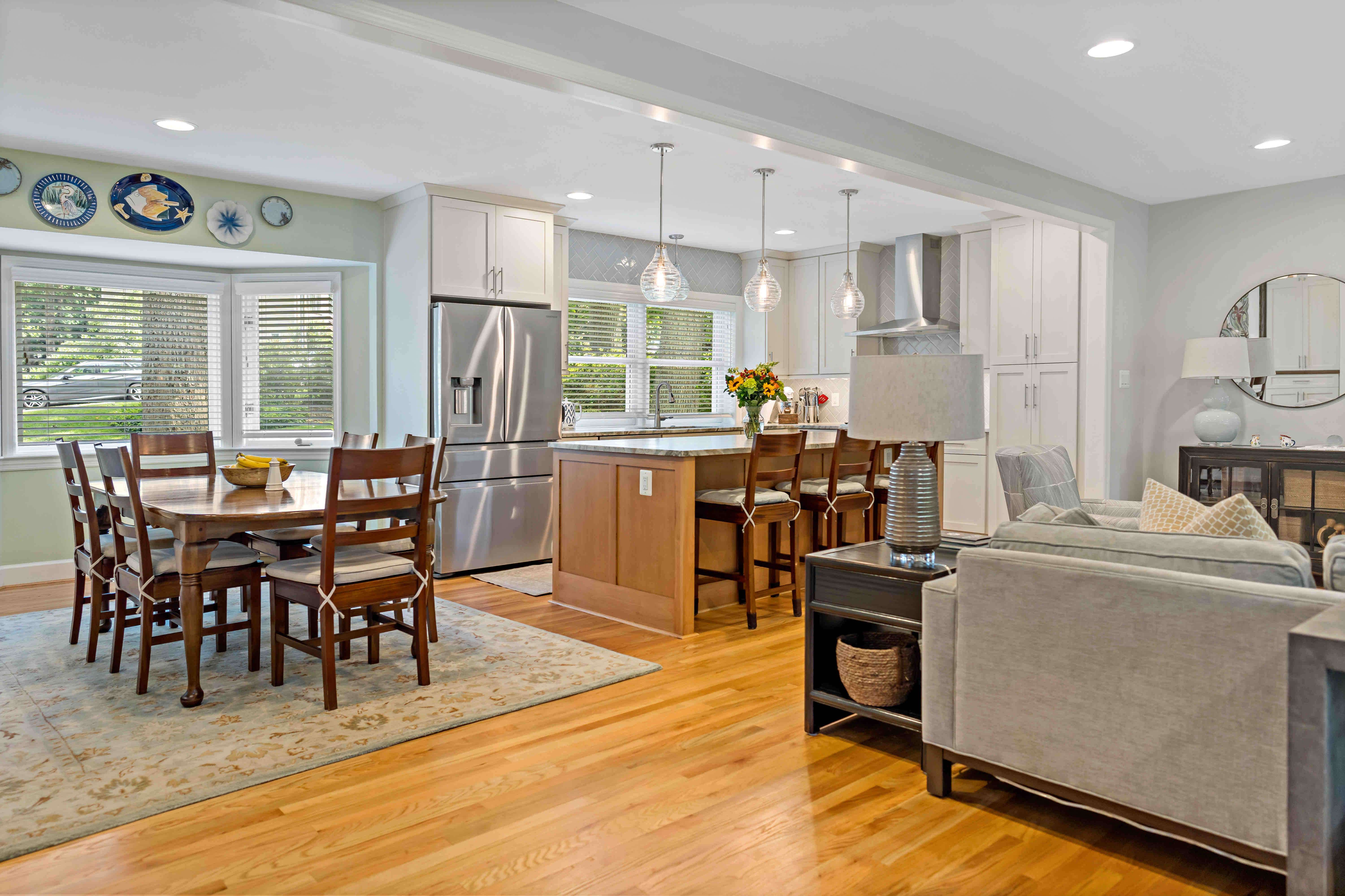 Open concept kitchen with dining room and living room altogether