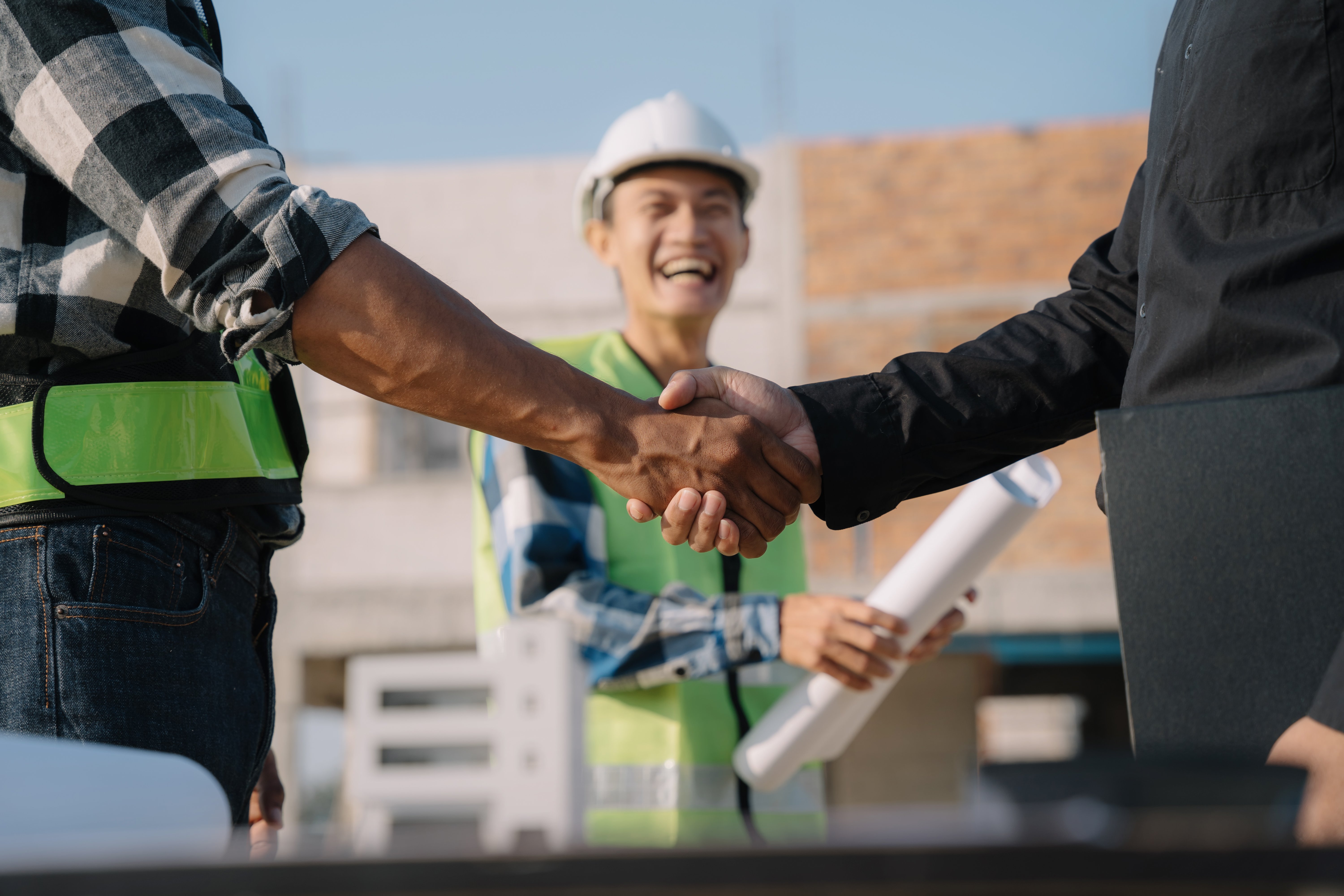 construction-worker-and-contractor-2023-01-21-03-51-51-utc